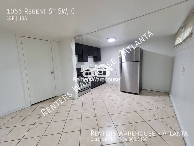 Photo - 1056 Regent St SW