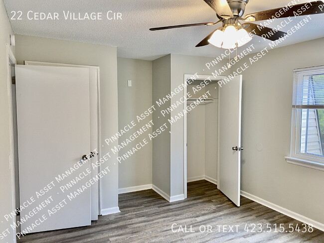 22 Cedar Village Cir
