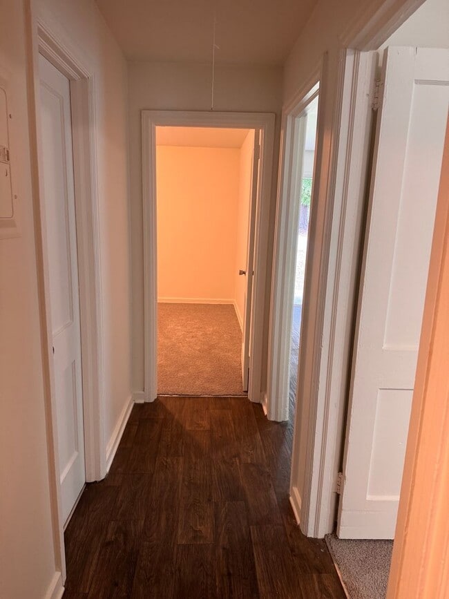 Photo - 1510 Sloan St