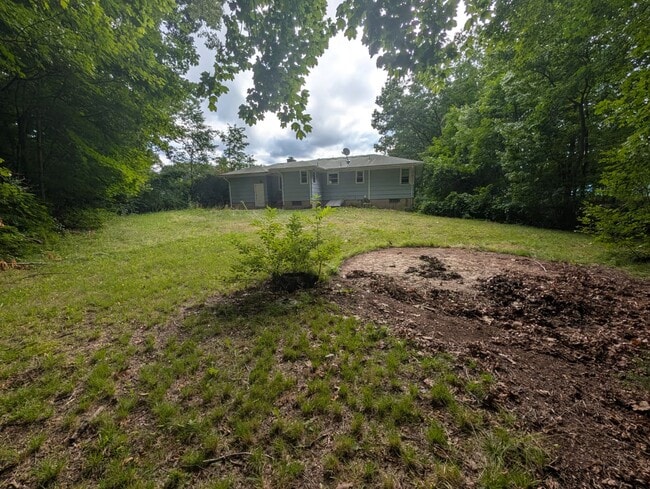 Photo - 151 Maryknoll Rd