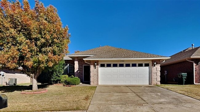 Photo - 21886 Pioneer Cir
