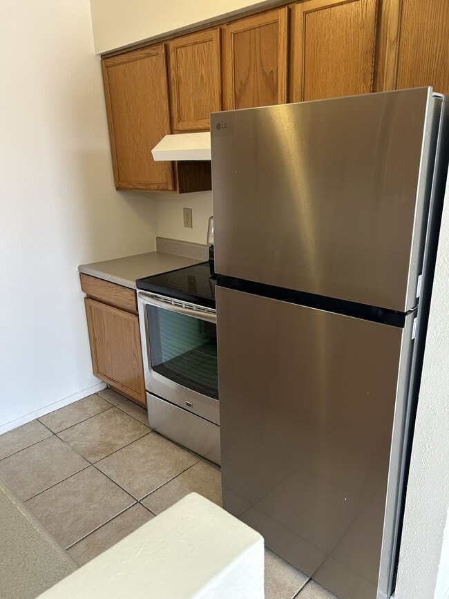 Photo - 1315 W 5th St
