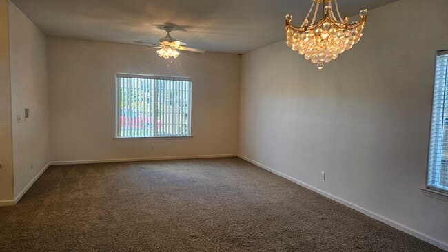 Photo - 580 W Sunset St