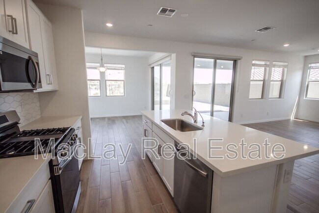 Photo - 21326 W Roanoke Ave