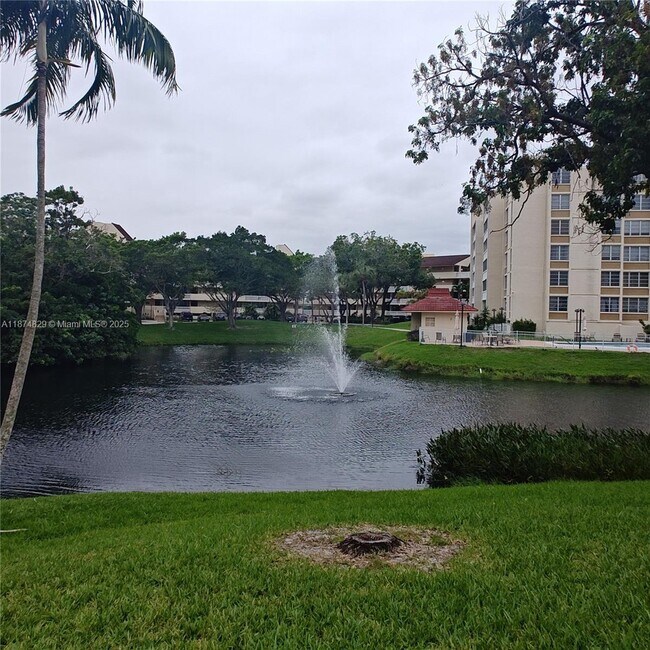 Photo - 7051 Environ Blvd Unit 433