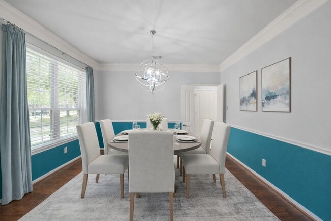 Photo - 402 Sterling Heights Ln