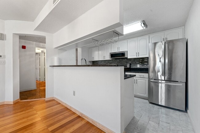 Photo - 165 Cottage St Unit 708