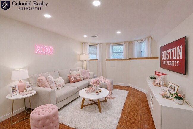 Photo - 73 Thatcher St Unit 2B