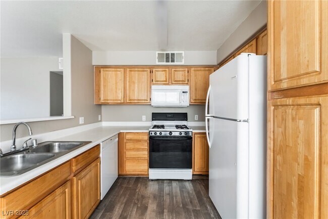 Photo - 5710 E Tropicana Ave Unidad 1067