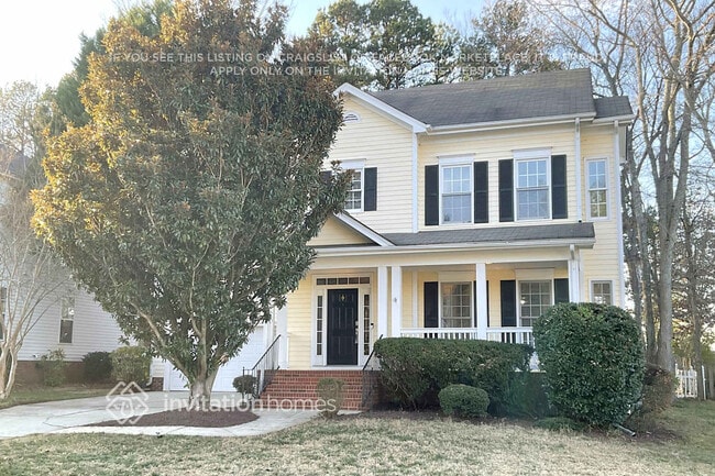 Building Photo - 15903 Kelly Park Cir