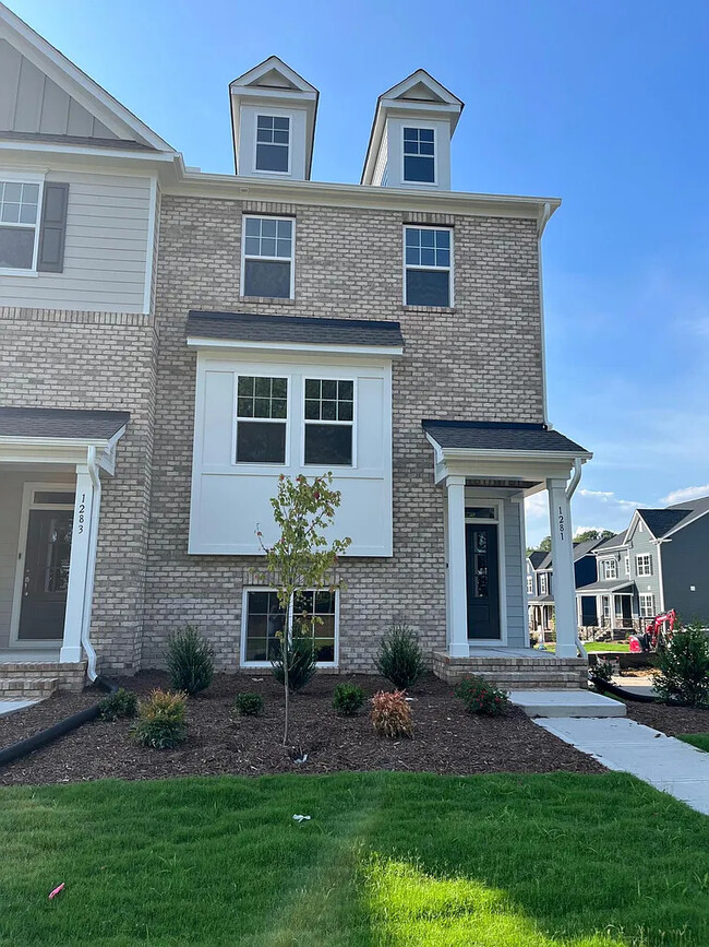 Photo - 1281 Herb Garden Way