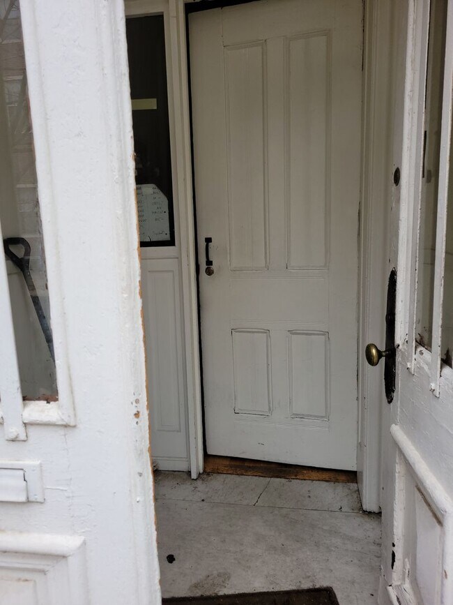 Photo - 1625 Brown St Unidad 2R