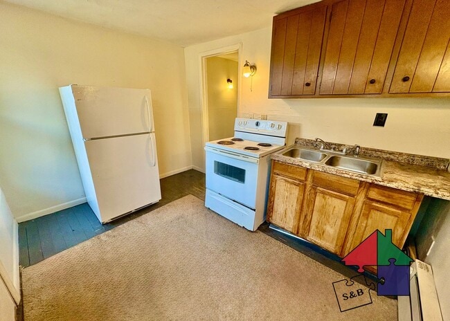 Photo - 4 Weaver Ln Unit 2B