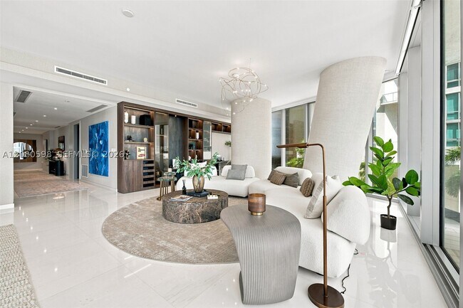Photo - 300 Biscayne Blvd Unit 301