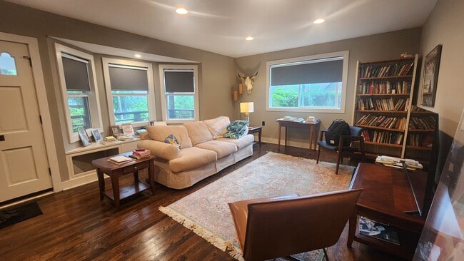 Photo - 207 Highland Ave