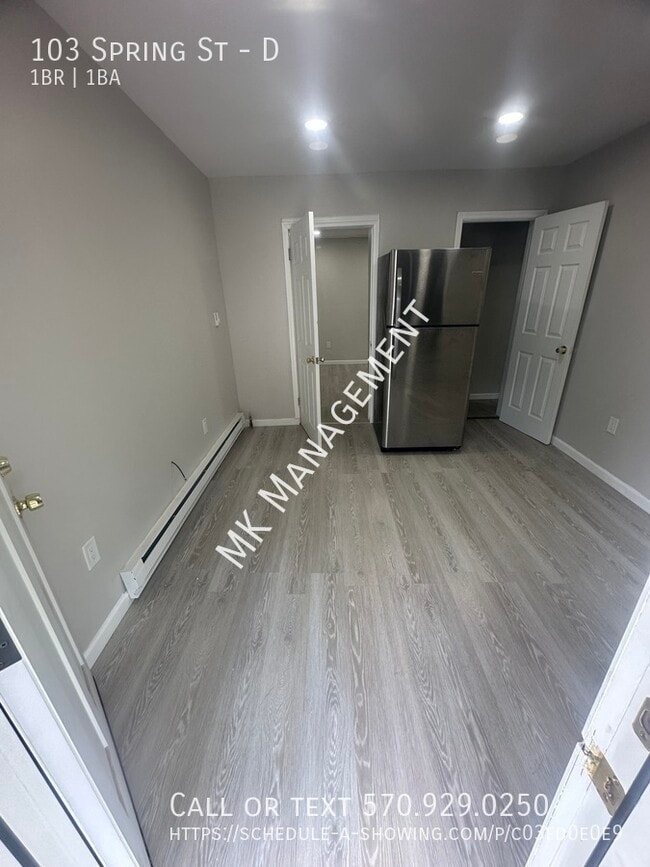 Photo - 103 Spring St Unit D