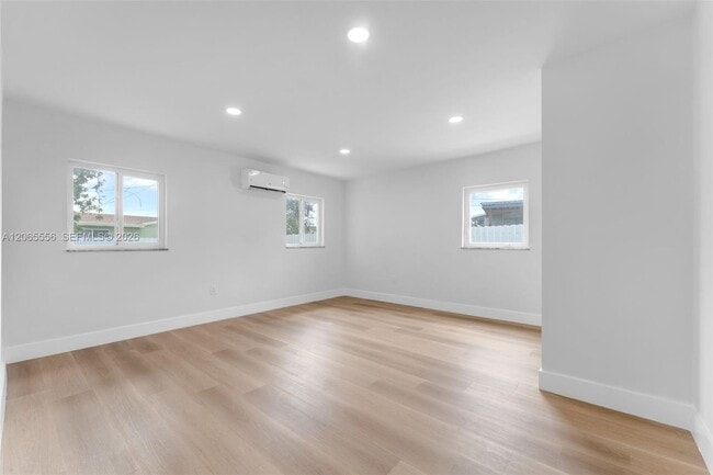 Photo - 17915 NW 43rd Ct Unit C
