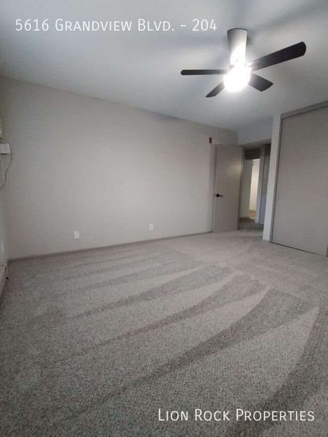 Photo - 5616 Grandview Blvd Unit 204
