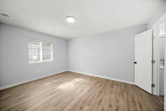 Photo - 16415 Woodrow St Unit 24