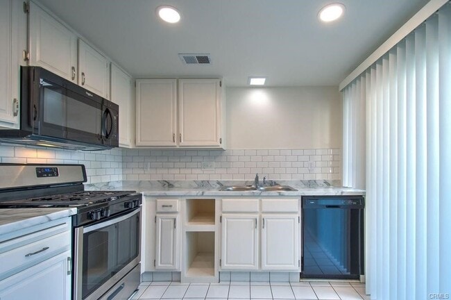 Photo - 21766 Mirador