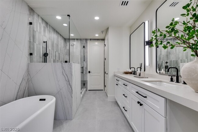 Photo - 32 E Serene Ave Unidad 207