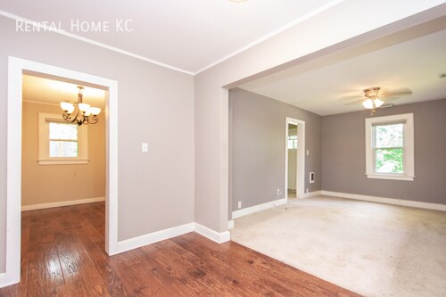 Photo - 5101 Hardy-