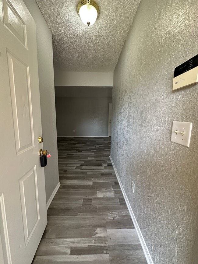 Photo - Nice 3bed, 1 1/2 bath. 2 car garage