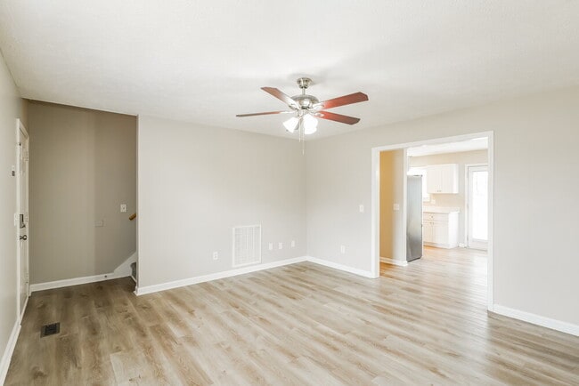 Photo - 1995 Bolden Dr