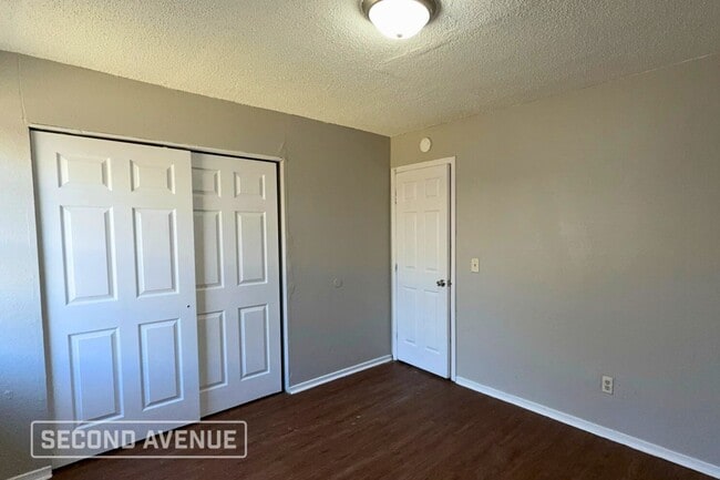 Photo - 313 NW 121st St