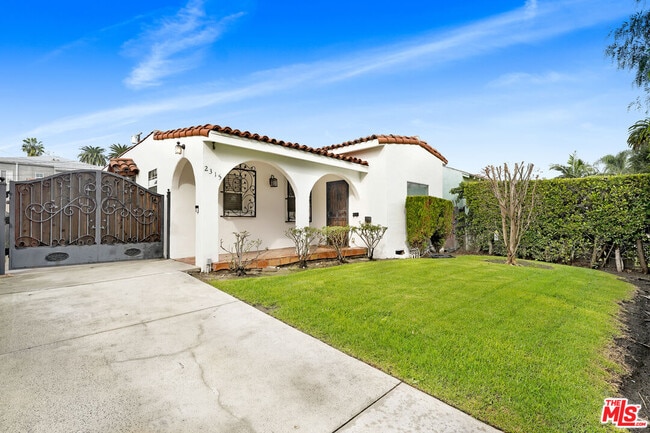 Building Photo - 2315 Cochran Ave