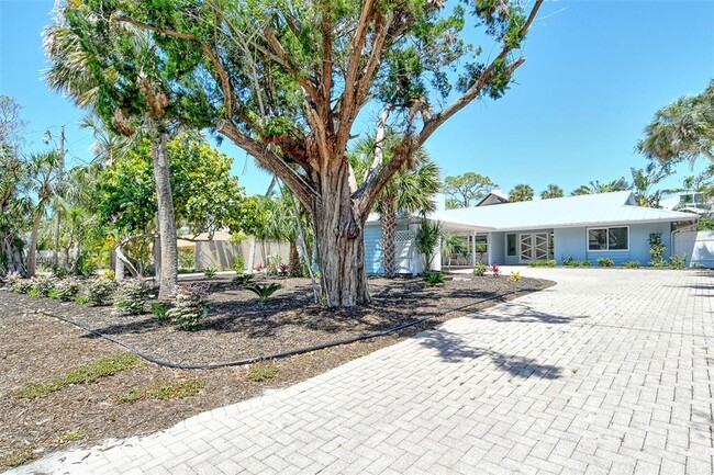 Photo - 4852 Featherbed Ln
