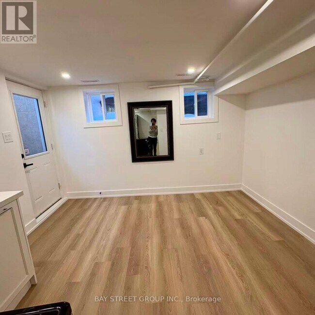 Photo - 2513 Benedet Dr