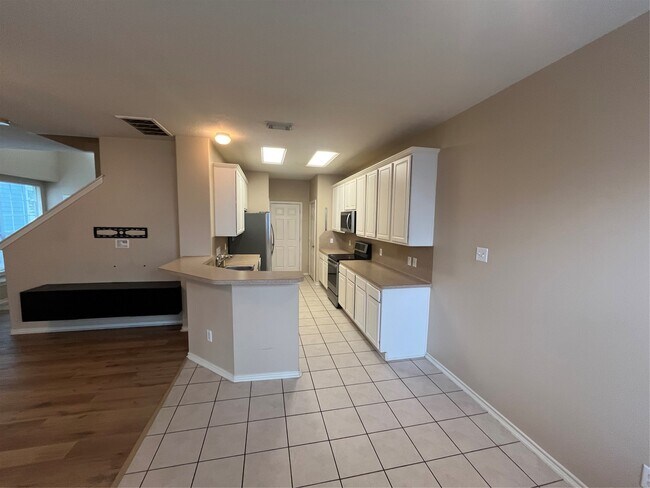 Photo - 8917 Elm Drake Ln