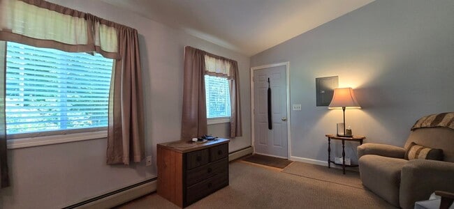 Photo - 103B South