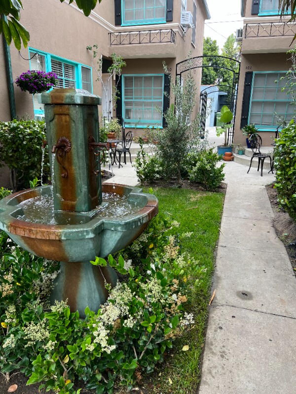 Photo - 326-332 N Gardner St Unit 328-4