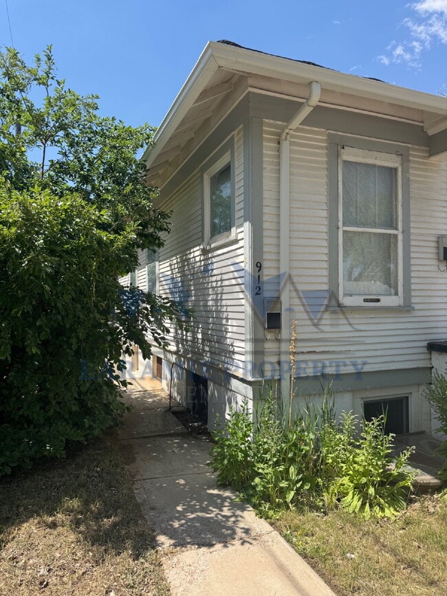 Photo - Basement Studio Apartment