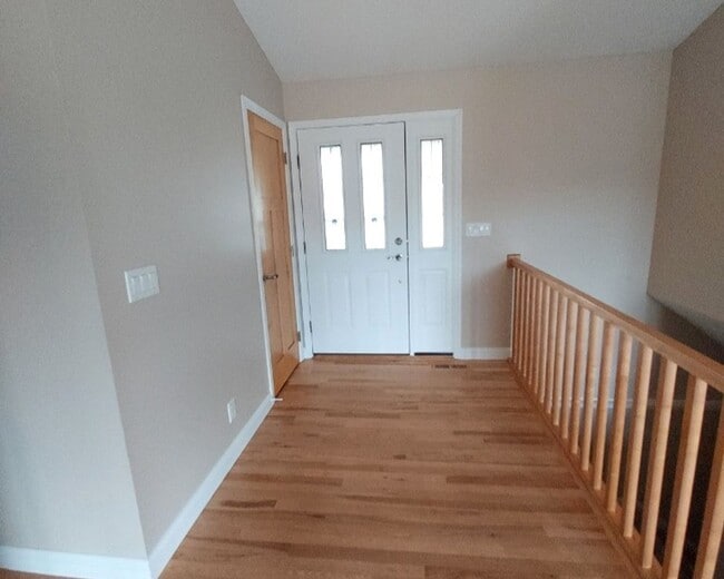 Photo - Great 4 bedroom 3 bathroom home in Hudson