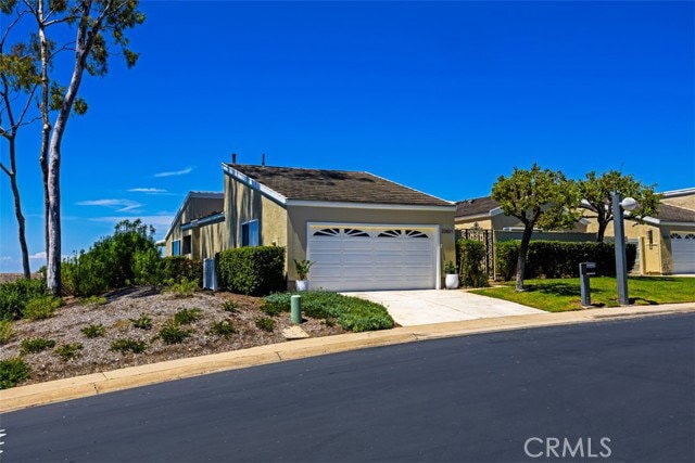 Building Photo - 22821 Mariano Dr