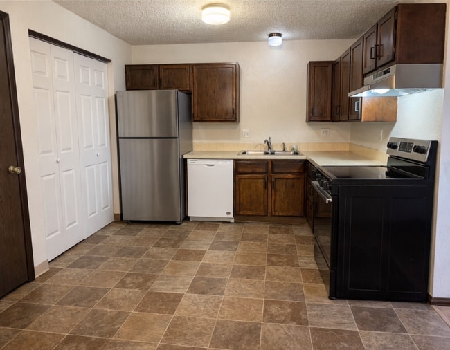 Photo - 139 Juniper Pl Unidad B