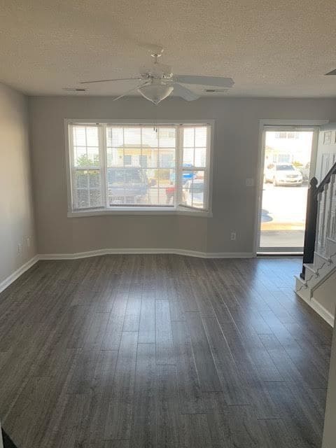 Photo - 3955 Sterling Pointe Dr
