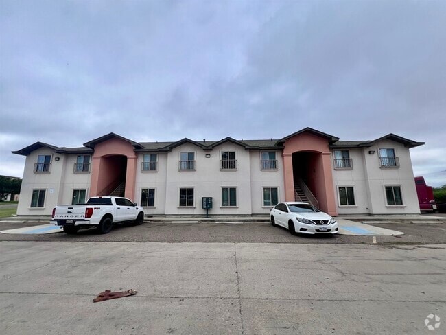 Building Photo - 408 Shiloh Dr Unit 106 Rental