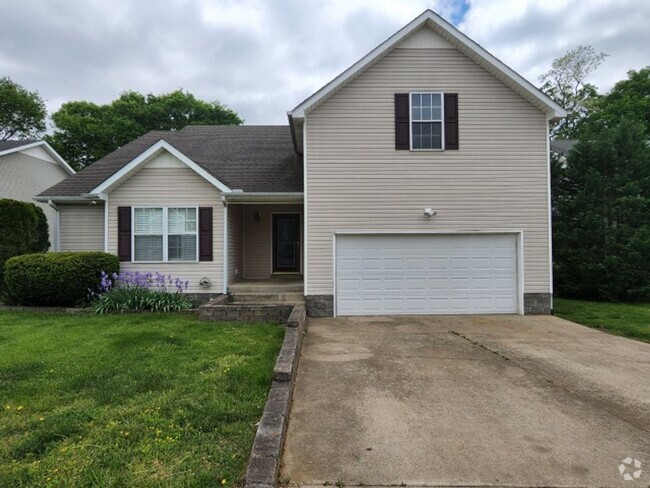 Building Photo - $1850 3 Beds 2.5 Bath + Bonus Room & Storm... Rental