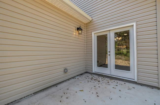 Photo - 176 Hogan Hts