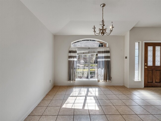 Photo - 2306 Diamond Springs Dr