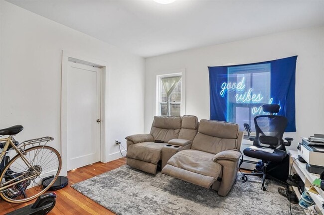 Photo - 10 Linden Pl Unit 1B