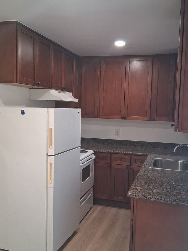 Photo - 1650 159th Ave Unidad 2