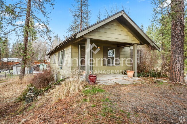 Building Photo - 10125 N Whitworth Dr Rental