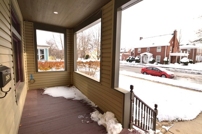 Photo - 2626 Union St