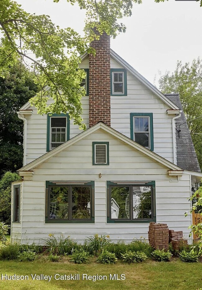 Photo - 20 Millrock Rd