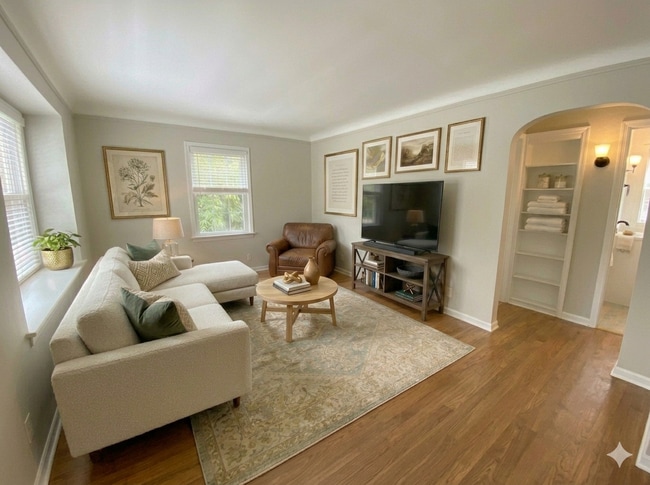 Photo - 1316 N Vermont Ave